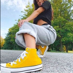 Converse Chuck Taylor All-Stars Lemon Chrome Unisex High-Tops M7 W9